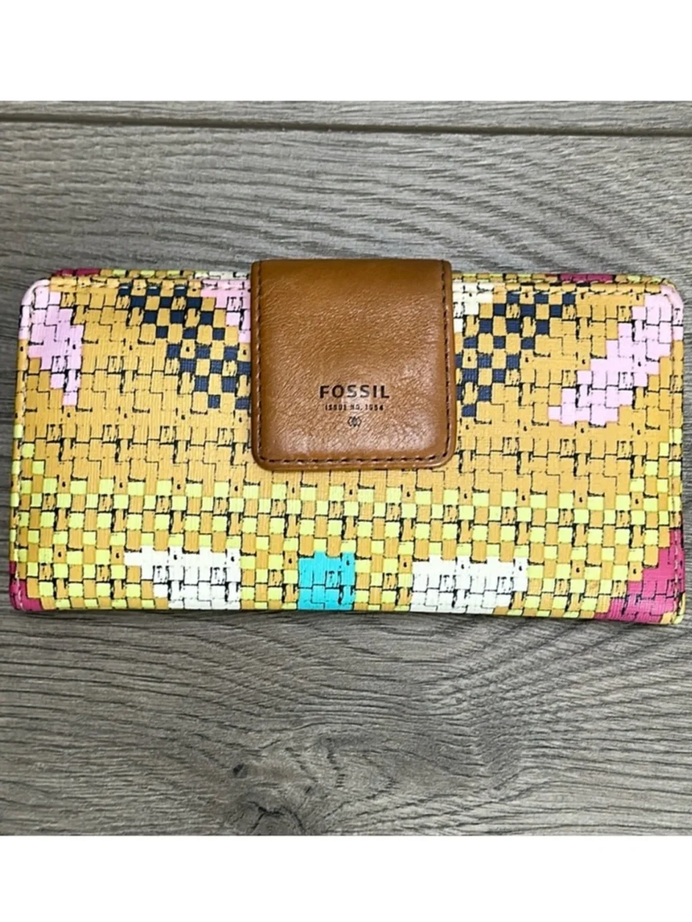 NWOT Fossil Long Bifold Wallet Weave Design Yellow Brown‎